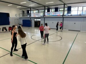 Read more about the article Selbstverteidigungskurs für Frauen und Mädchen ab 16 Jahre